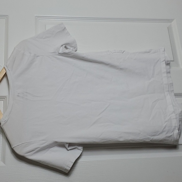 H&M Mama basic white maternity Tshirt  Size M - Picture 4 of 9